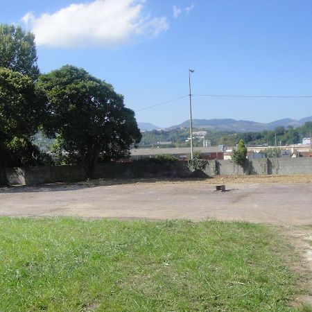 Habitacion Bano Cocina Jardin Y Parking Erandio Exterior foto